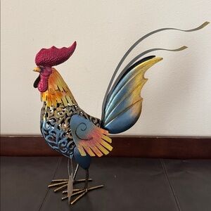 Tooarts Carved Iron Metal Rooster Sculp Hollow Out Design - Multicolored
